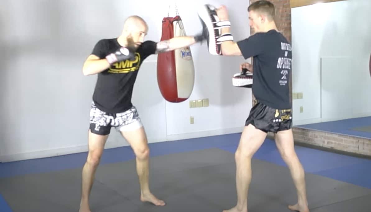 10 Insane Muay Thai Heavy Bag Workouts - Sweet Science of Fighting
