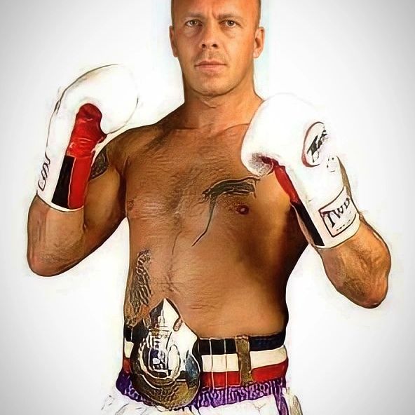 Ramon Dekkers Muay Thai