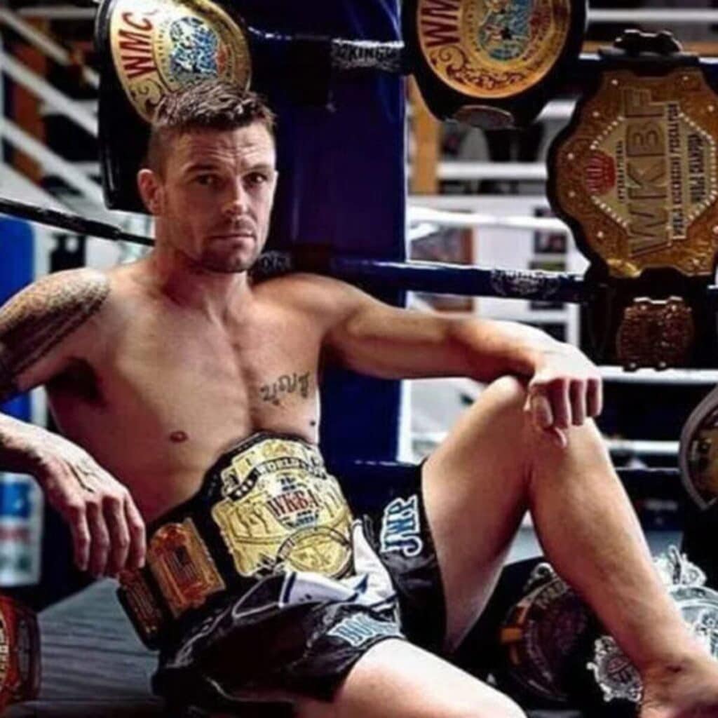 "John" Wayne Parr - Known for his aggressive style and nearly 50 knockouts against both Thai and foreign opponents, most notably in the 1990s and early 2000s.